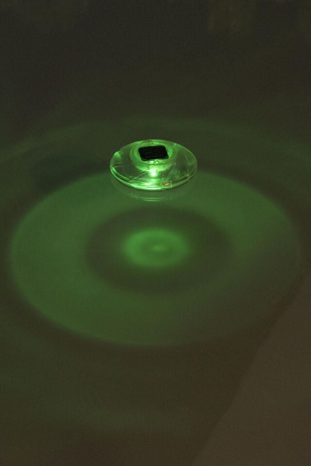 Bestway® SolarFloat™ 58111 LED Havuz Işıklandırması