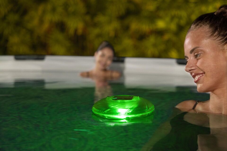 Bestway® SolarFloat™ 58111 LED Havuz Işıklandırması