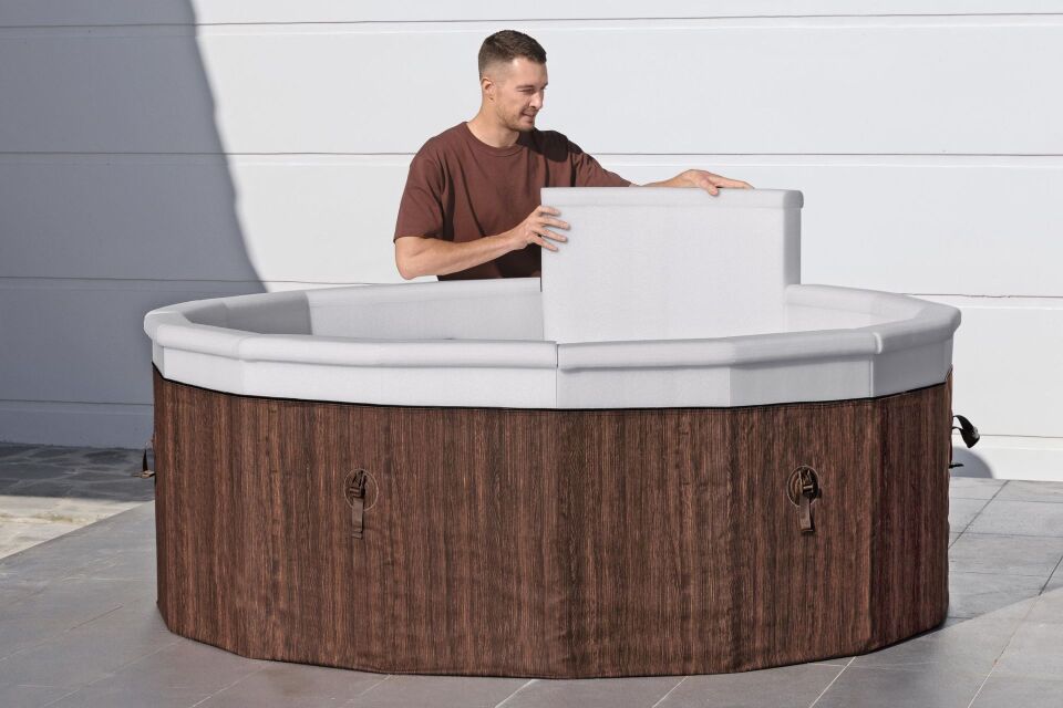 Lay-Z-Spa® Toronto Smart AirJet™ 6001W Enerji Tasarruflu Şişme Spa Havuzu, Mobil Uygulama Kontrollü, 5-7 kişilik