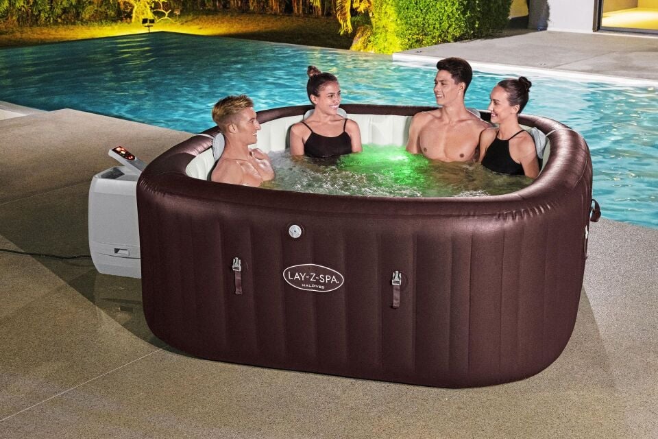 Lay-Z-Spa® Maldives Smart HydroJet Pro™ 6001U Enerji Tasarruflu Şişme Spa Havuzu, Mobil Uygulama Kontrollü, 5-7 kişilik 201 X 201 X 80 cm