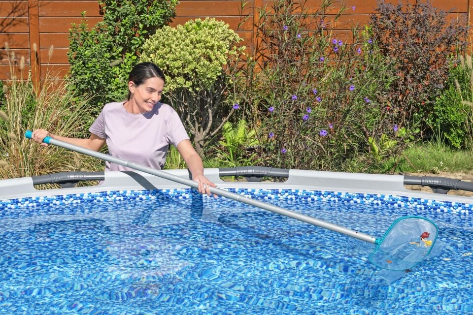 Bestway® AquaSurge™  58831 Havuz Bakım Seti - Vakum Süpürge ve Süzgeç ile