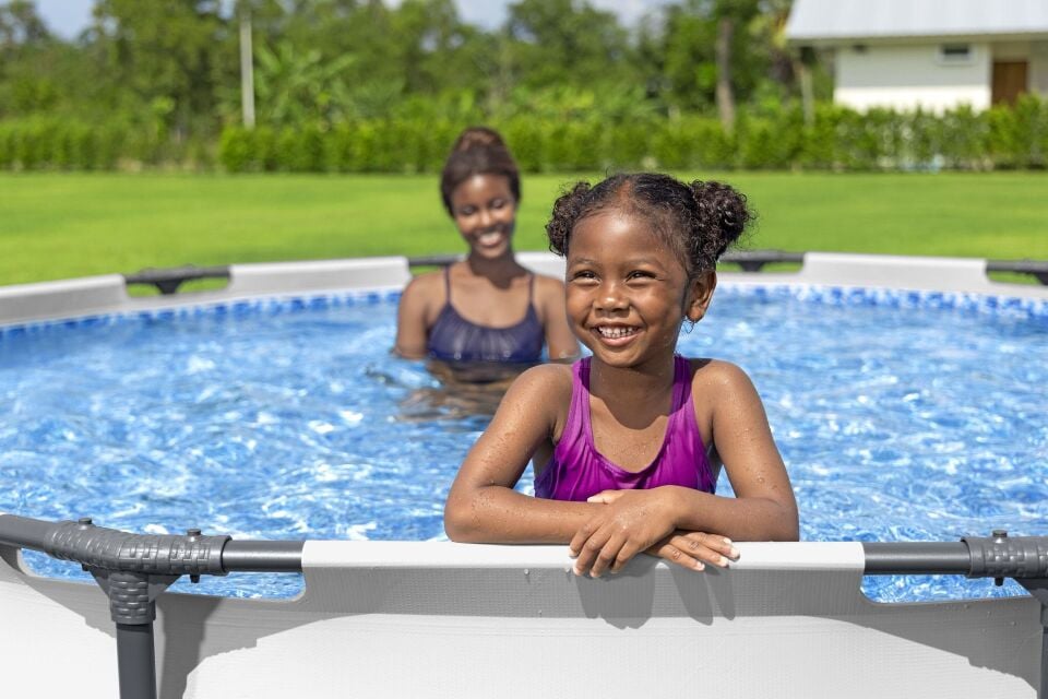 Bestway® 56416 Steel Pro MAX™ Yerüstü Prefabrik Havuz Seti 3.66 m x 76 cm