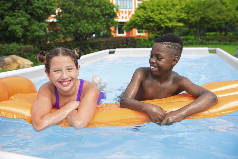 Bestway® 56721 Power Steel™ Prefabrik Yerüstü Havuz 4,04 m x 2,01 m x 1,00 m