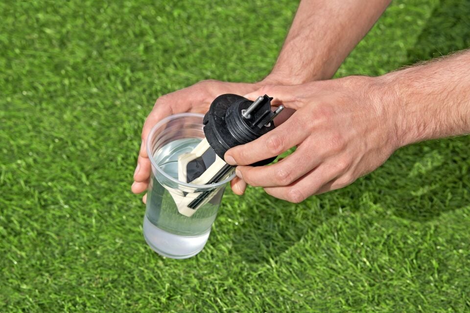 Flowclear™ Hydrogenic™ 58678 6 G/H Tuzlu Su Havuz Klorlama Sistemi