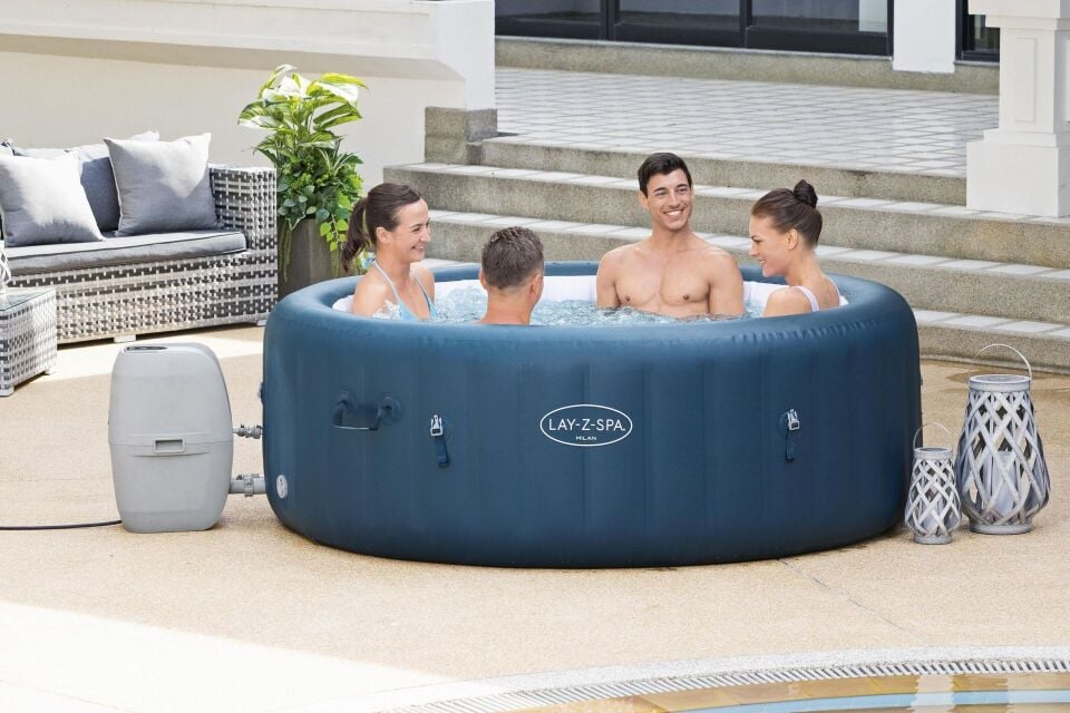 Lay-Z-Spa® 60029 Milan Smart AirJet Plus™ Şişme Spa Havuzu, Mobil Uygulama Kontrollü, 4-6 kişilik